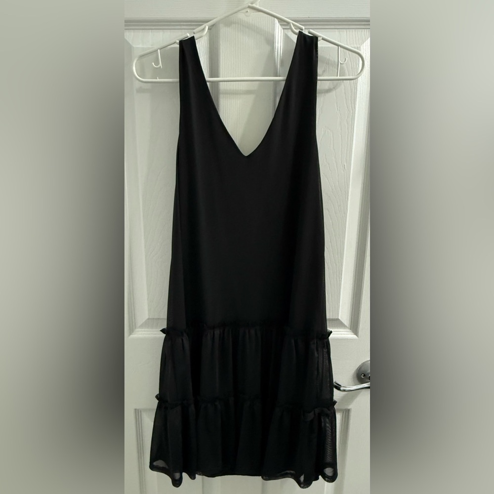 Black Sleeveless Dress